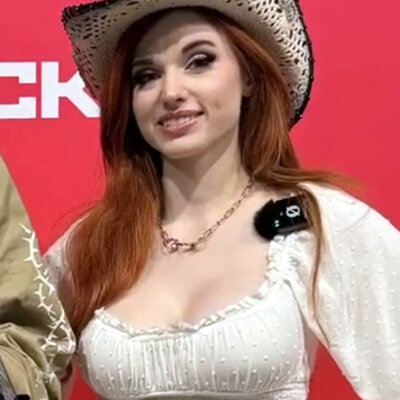 Amouranth OnlyFans profil
